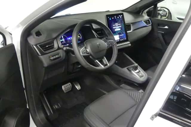Renault Captur (2026) thumbnail 18