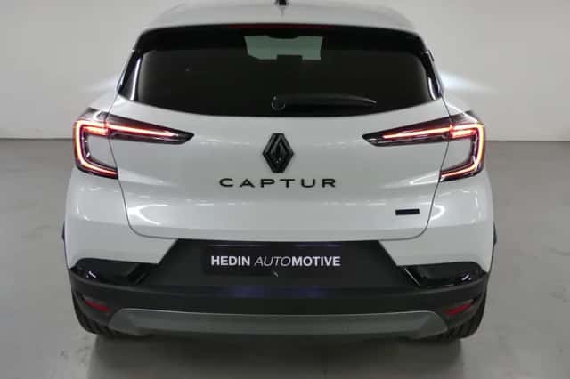 Renault Captur (2026) thumbnail 3