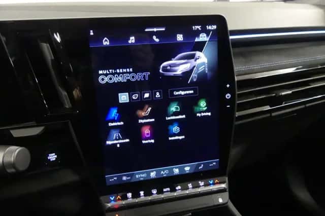 Renault Austral (2025) thumbnail 28