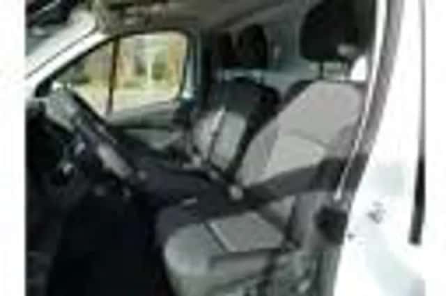 Renault Trafic (2025) thumbnail 12
