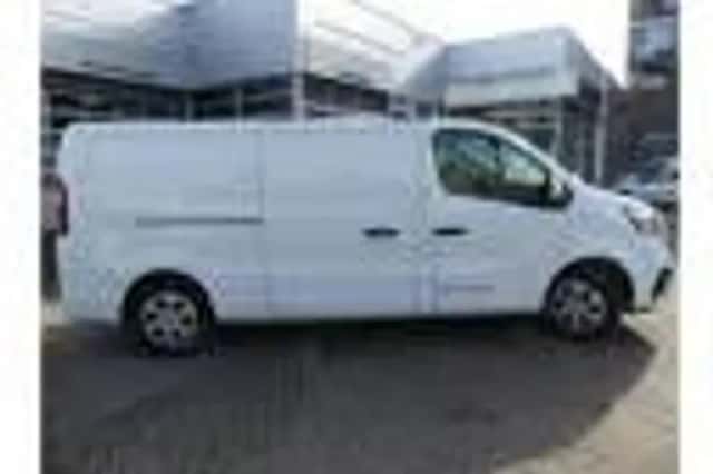 Renault Trafic (2025) thumbnail 3