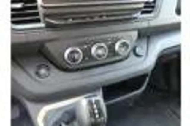 Renault Trafic (2025) thumbnail 10