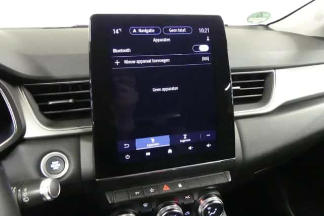 Renault Captur (2021) thumbnail 28