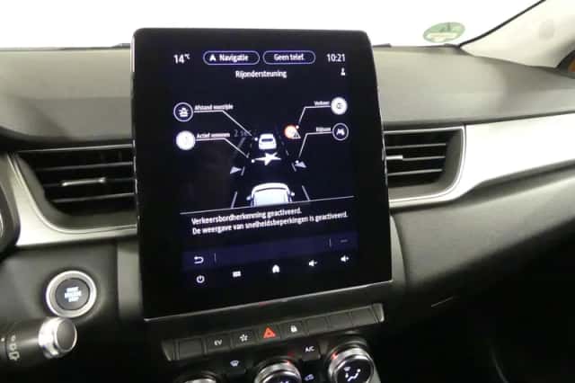 Renault Captur (2021) thumbnail 29
