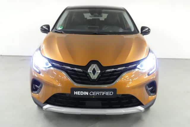 Renault Captur (2021) thumbnail 4