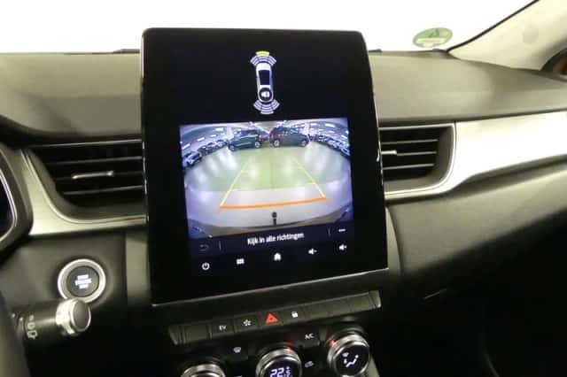 Renault Captur (2021) thumbnail 32