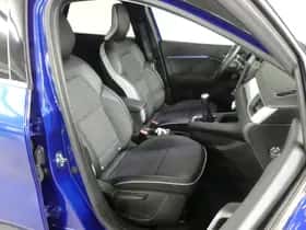 Renault Captur (2022) thumbnail 12