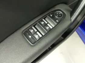 Renault Captur (2022) thumbnail 22