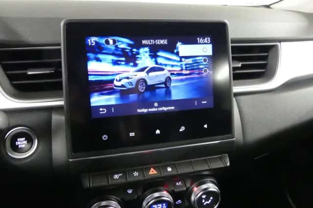 Renault Captur (2022) thumbnail 29