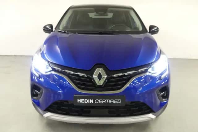 Renault Captur (2022) thumbnail 4