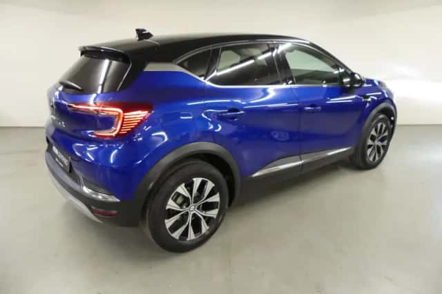 Renault Captur (2022) thumbnail 9