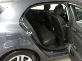Renault Mégane (2018) thumbnail 16