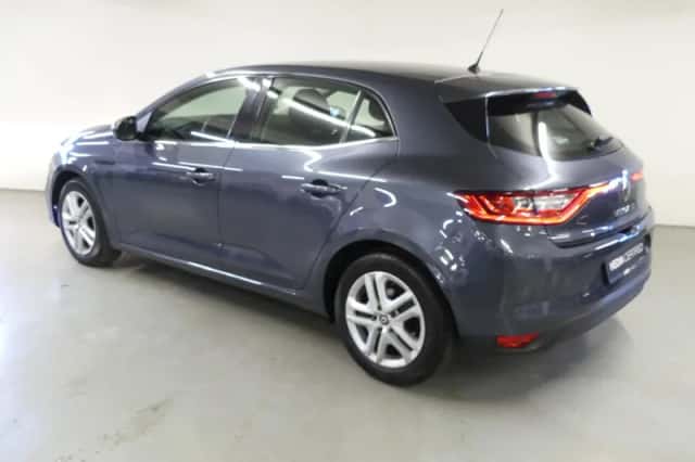 Renault Mégane (2018) thumbnail 8