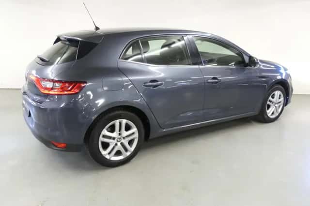 Renault Mégane (2018) thumbnail 9