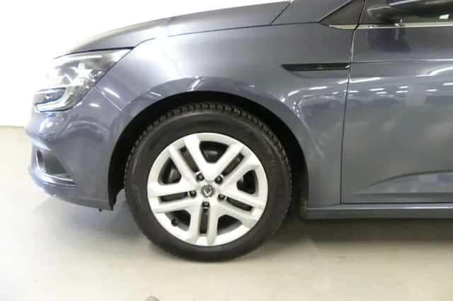 Renault Mégane (2018) thumbnail 10