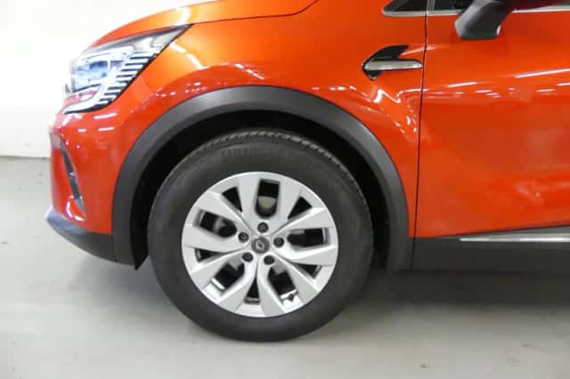 Renault Captur (2021) thumbnail 10