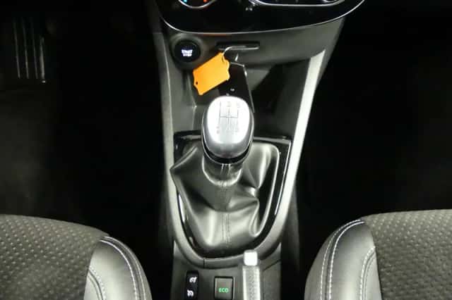 Renault Clio (2018) thumbnail 20