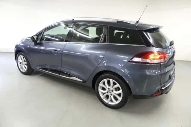 Renault Clio (2018) thumbnail 8