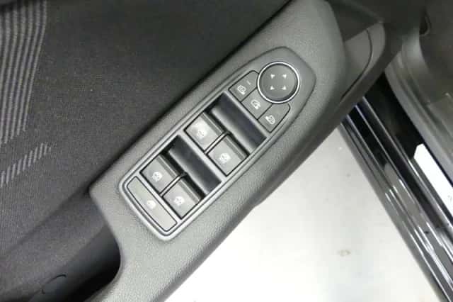 Renault Clio (2025) thumbnail 24