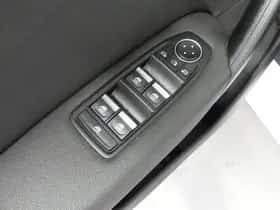 Renault Captur (2021) thumbnail 24