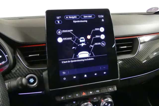 Renault Arkana (2021) thumbnail 30
