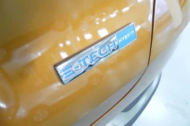 Renault Captur (2022) thumbnail 11