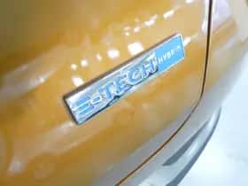 Renault Captur (2022) thumbnail 11