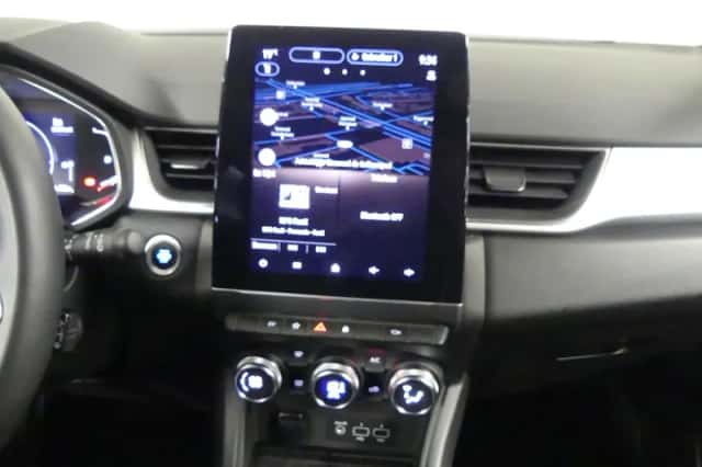 Renault Captur (2022) thumbnail 23