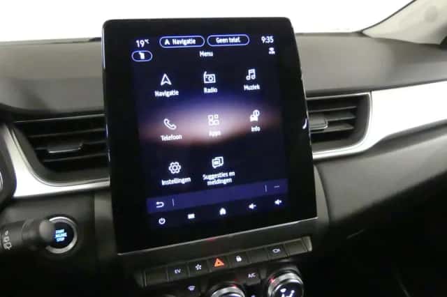 Renault Captur (2022) thumbnail 29
