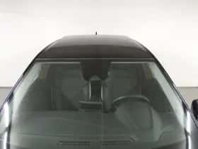 Renault Captur (2022) thumbnail 4