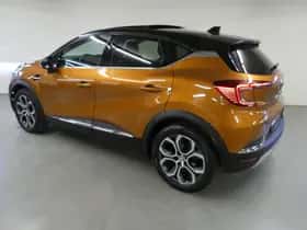 Renault Captur (2022) thumbnail 8
