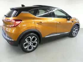 Renault Captur (2022) thumbnail 9