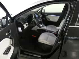 Renault Captur (2023) thumbnail 14