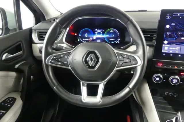 Renault Captur (2023) thumbnail 22