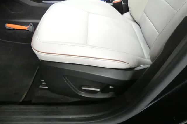 Renault Captur (2023) thumbnail 25