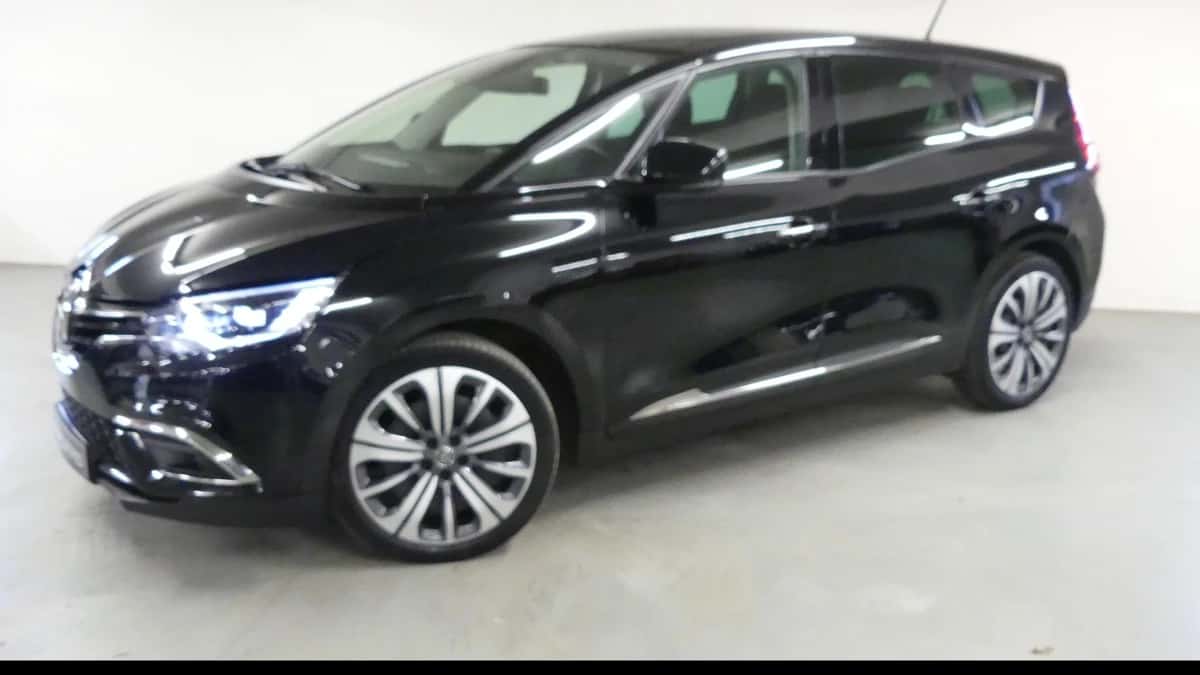 Renault Grand Scénic (2022) — foto 1