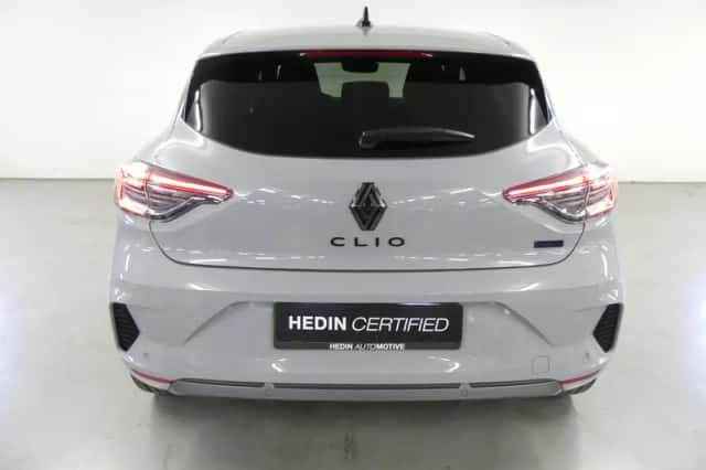 Renault Clio (2024) thumbnail 3