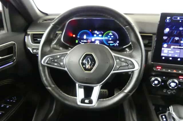 Renault Arkana (2023) thumbnail 23