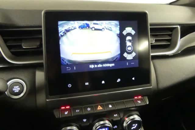 Renault Captur (2023) thumbnail 34