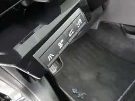 Renault Austral (2023) thumbnail 24
