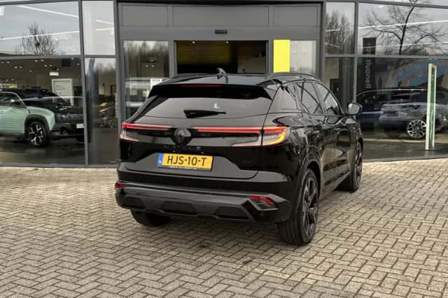 Renault Austral (2025) thumbnail 2
