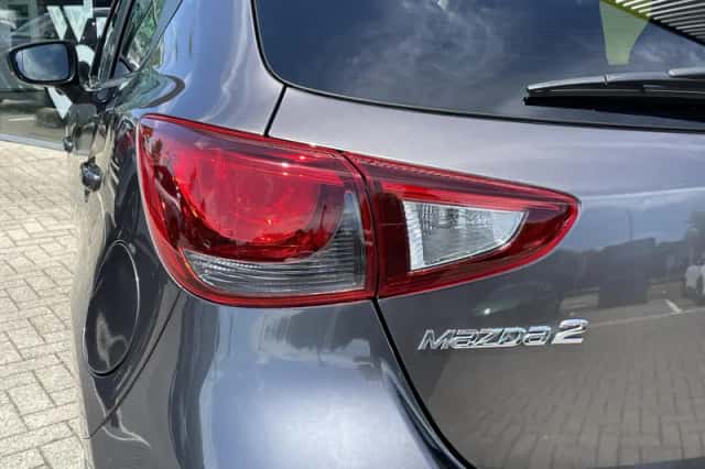 Mazda 2 (2019) thumbnail 5