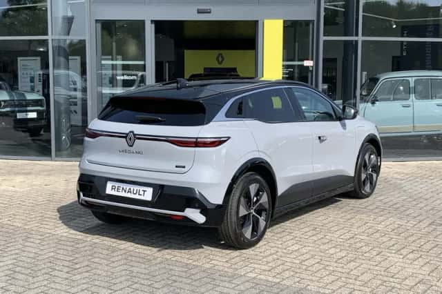 Renault Mégane E-Tech (2025) thumbnail 2