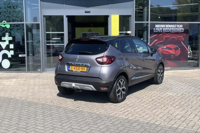 Renault Captur (2019) thumbnail 2
