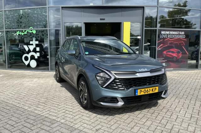 Kia Sportage (2022) thumbnail 2