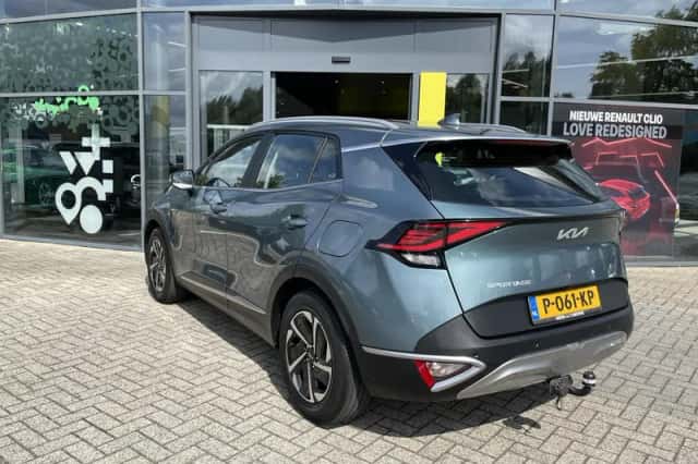 Kia Sportage (2022) thumbnail 3