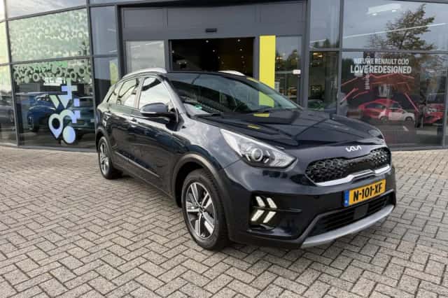 Kia Niro (2022) thumbnail 2