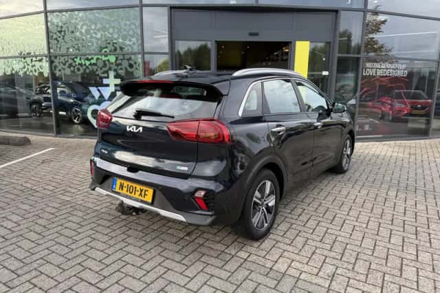 Kia Niro (2022) thumbnail 3