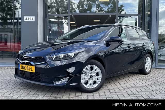 Kia Ceed Sportswagon (2025) thumbnail 1