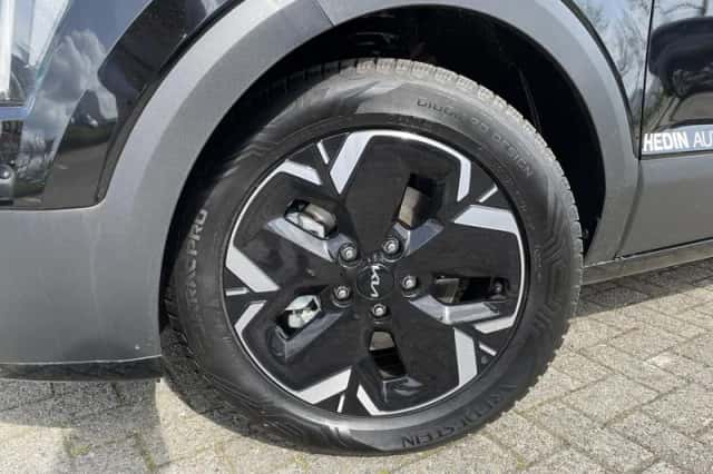 Kia Niro EV (2025) thumbnail 3